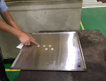 钣金加工之翻边孔工艺